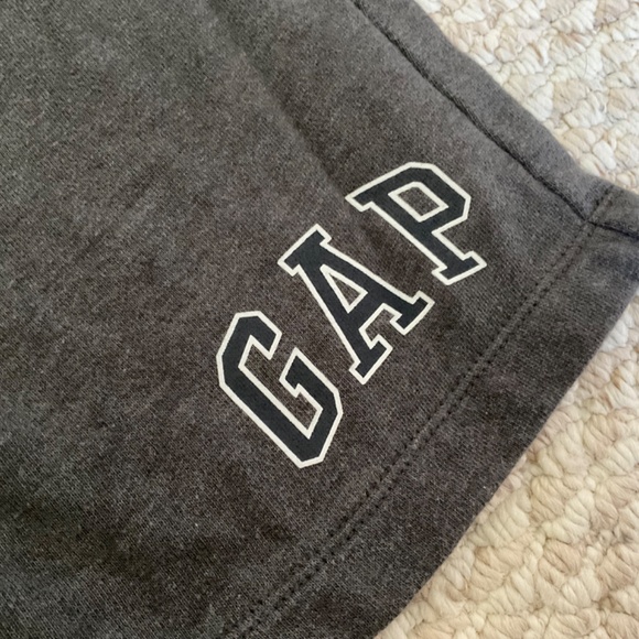 GAP KIDS shorts and Batman tshirt XXL - Picture 4 of 4